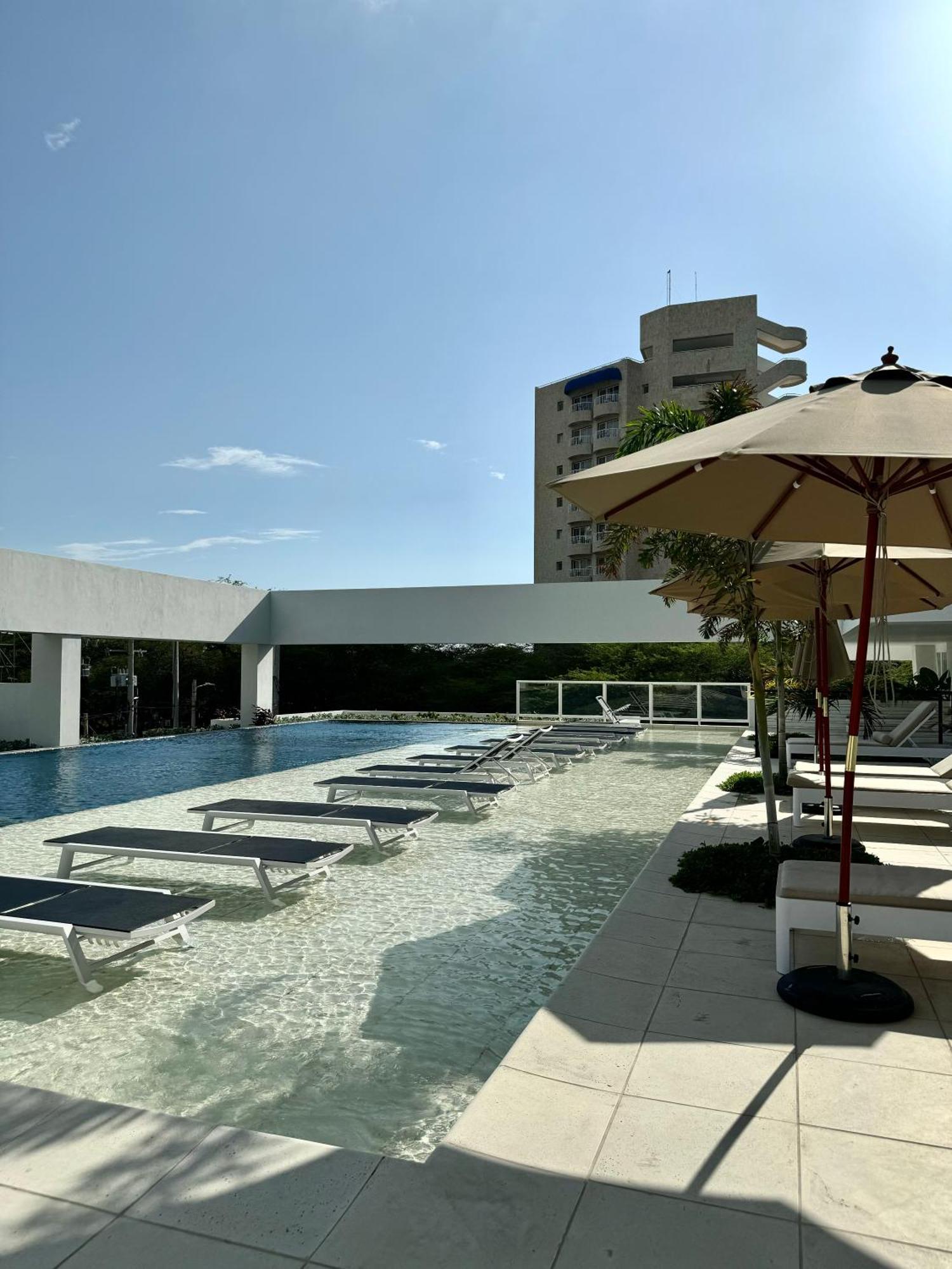 Apartasuite En Horizonte *