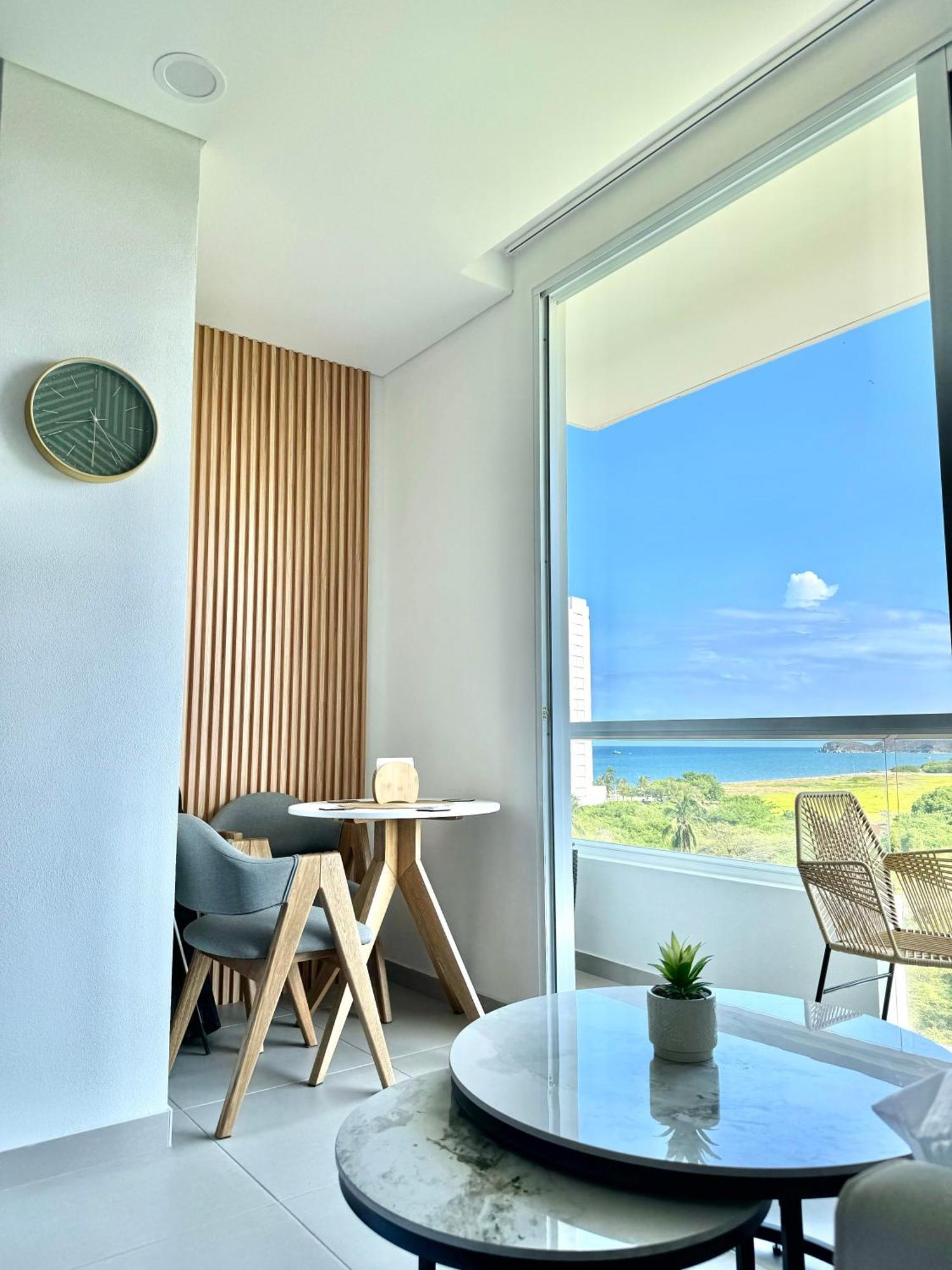 Apartasuite En Horizonte *